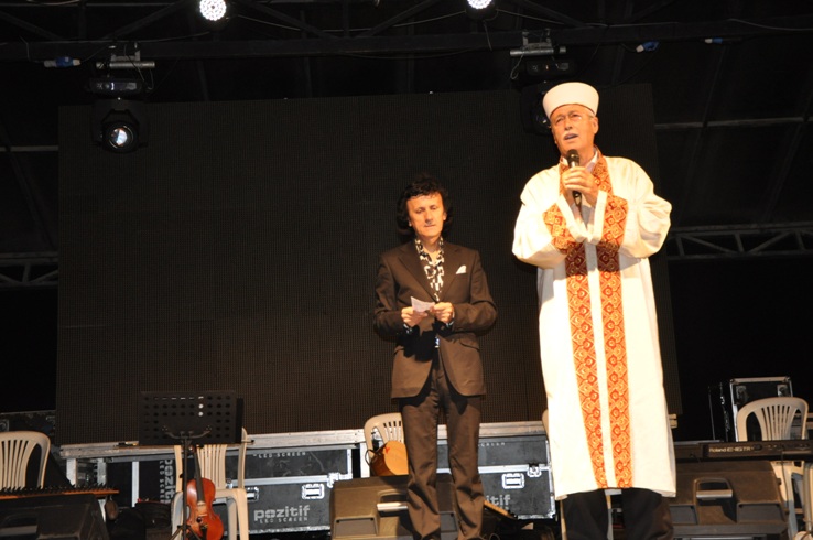 bereket konvoyu13.JPG